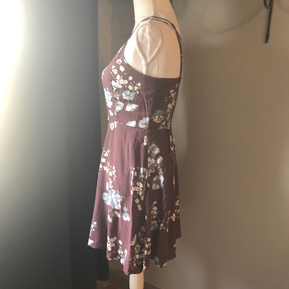 NWT Garage Mulberry Floral Dress - Picture 3 of 5